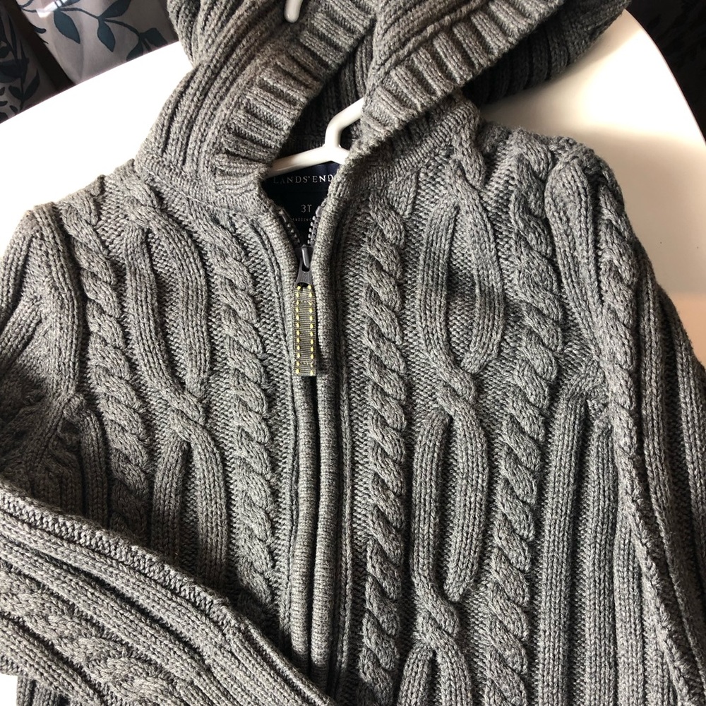 Toddler Boy’s Land’s End gray knit sweater 3t